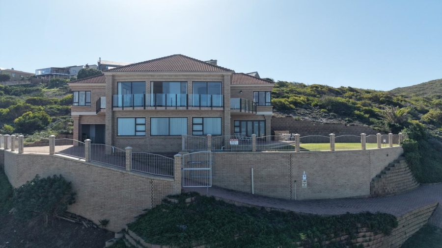 3 Bedroom Property for Sale in Dana Bay Western Cape